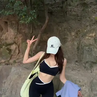 龙飞晨